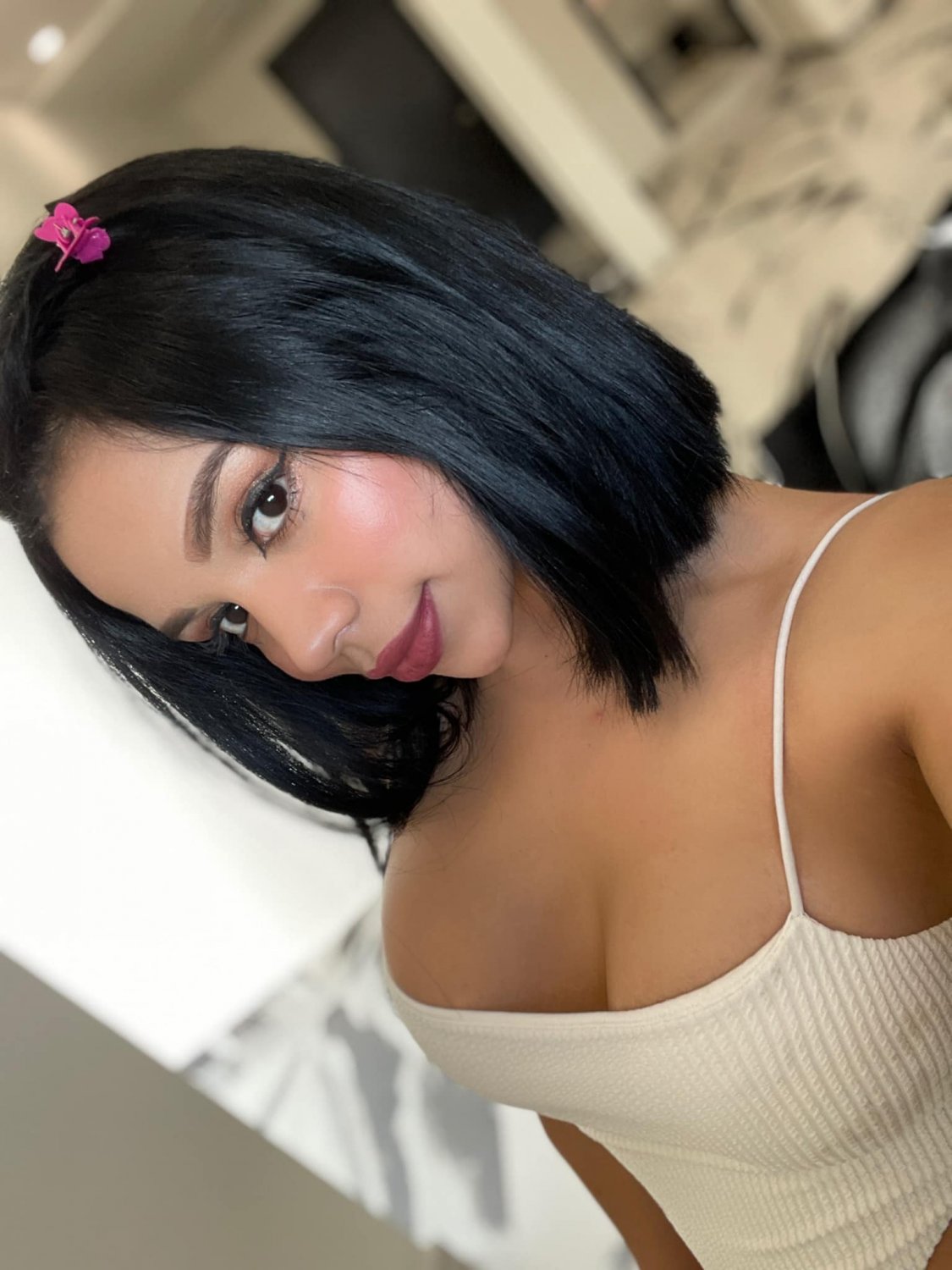 alessia_cortez1-1608543875790180353-20221229_142159-img3 #fTSiWNZB