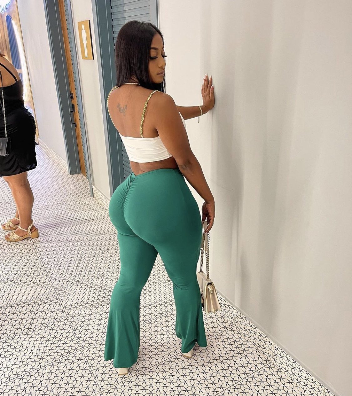 Beautiful women 11 #Ao5zkCzC