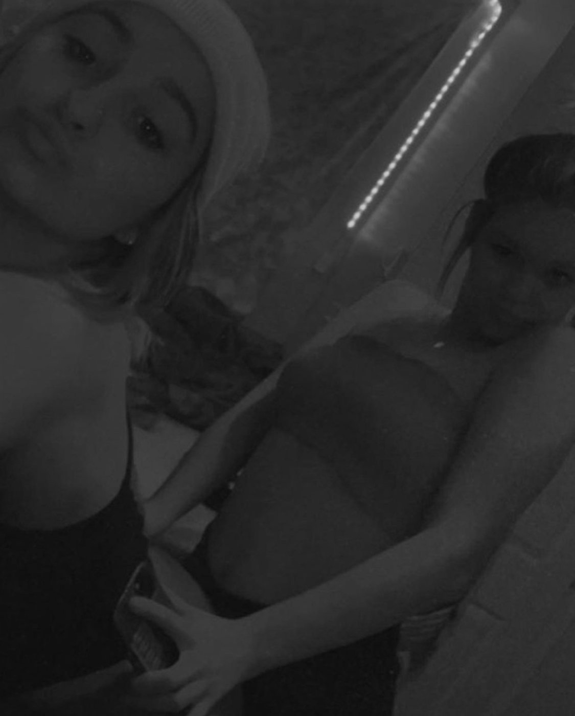 Beautiful women 11 #O99XKL6n