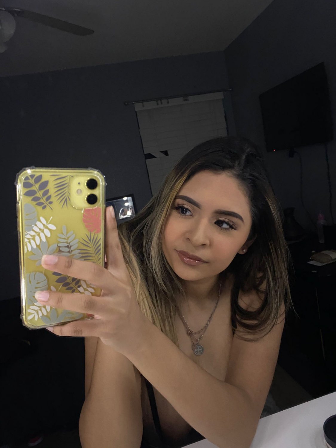 Neomie #2s1ANsHW