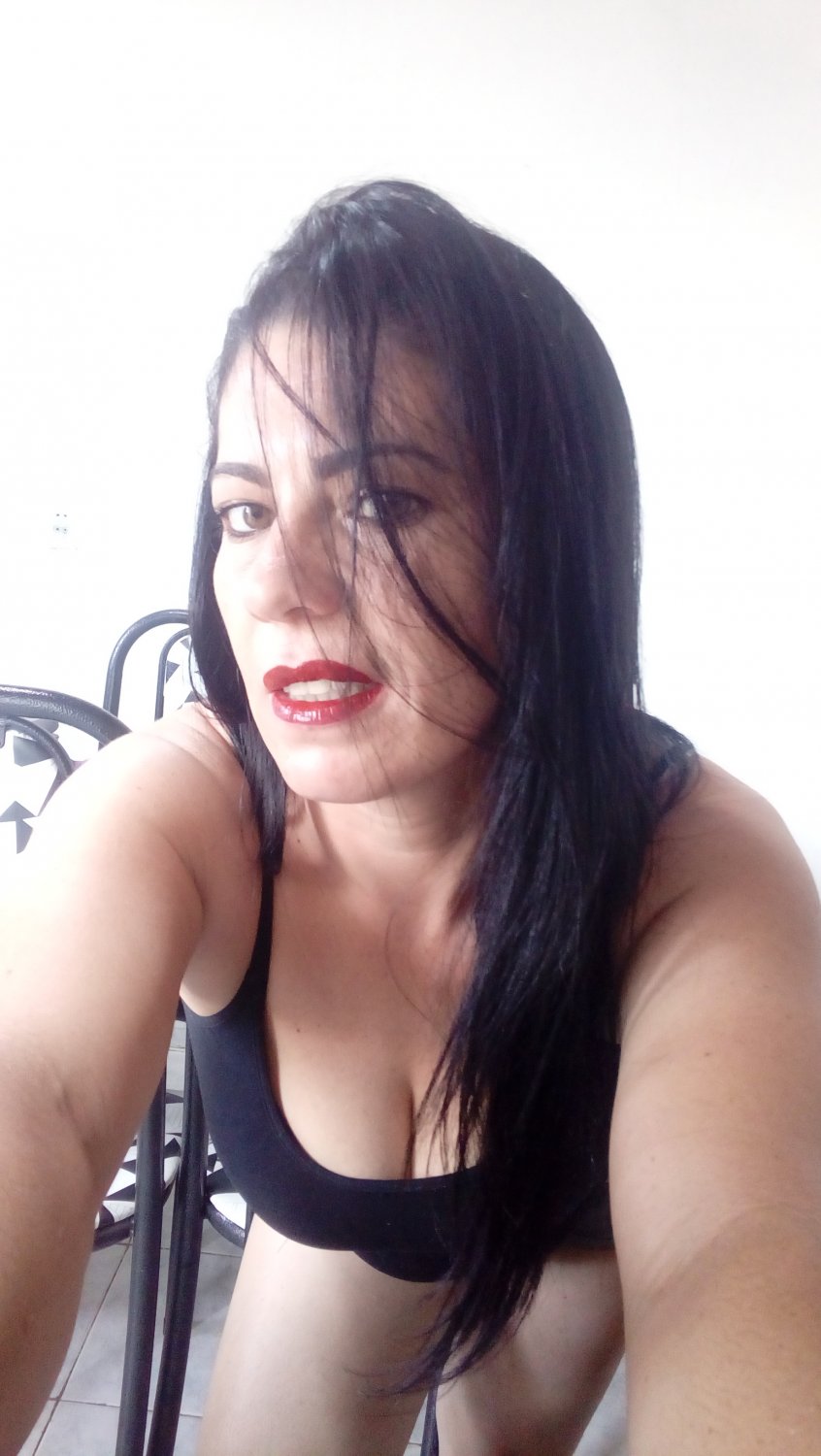 Slutty MILF Exposed by BF #vqyM2ljd