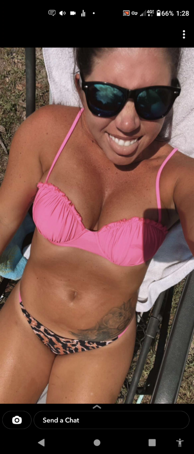 Fake tits housewife #CK6Ua46x