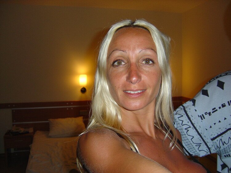 Exposed slut #z8U2jbRM