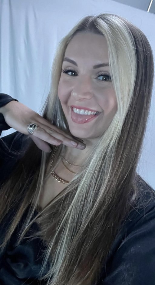 Laura the new white webslut #UymYhn7K