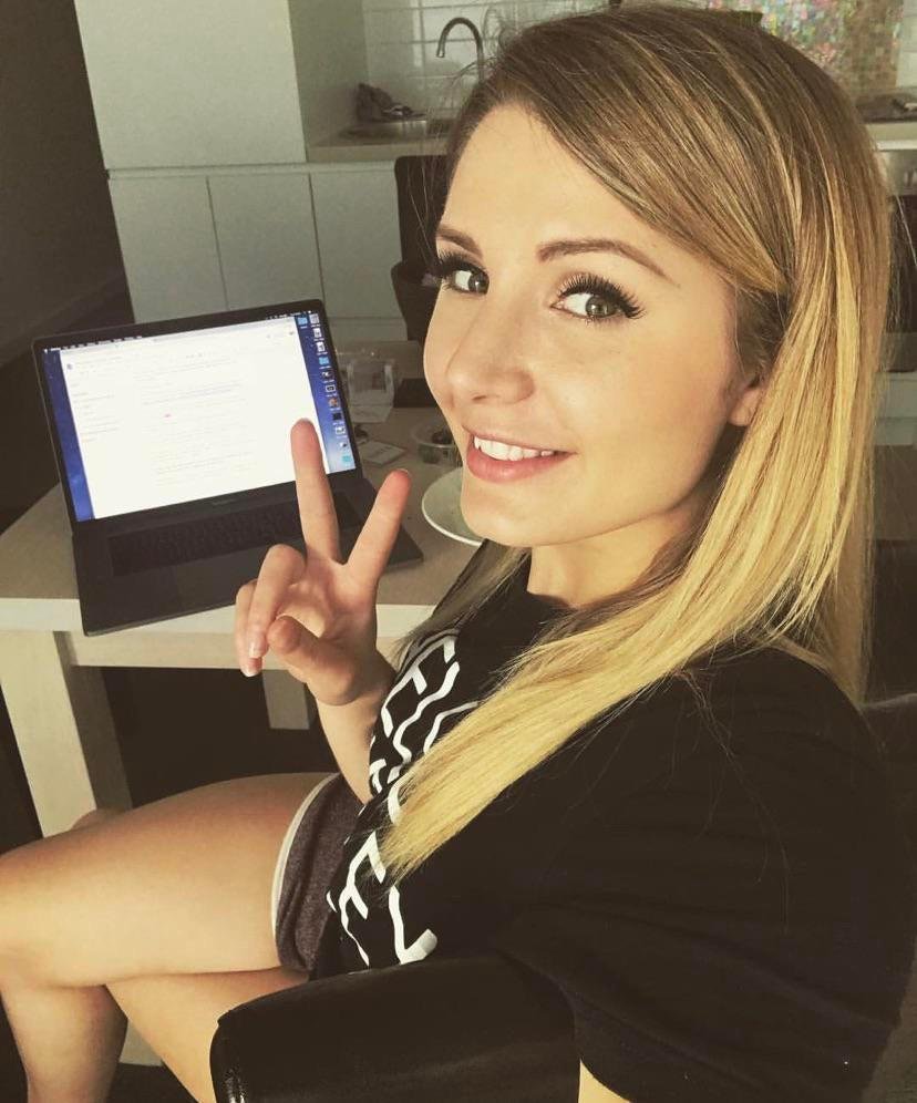 Laura the new white webslut #j9gPdTDE