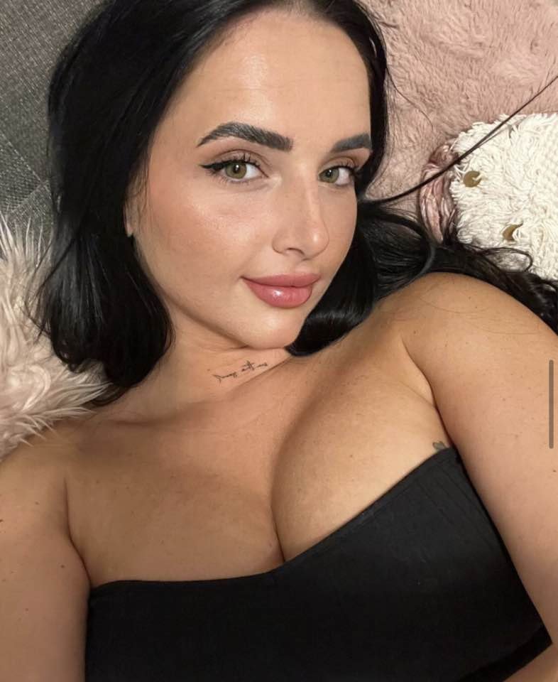 Cousin mina #FrDix165