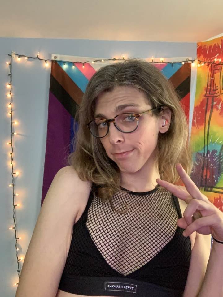 Sissy Ana tried to purge, but missed the attention & Exposure - kik: shibunii - #KUgB5nkn
