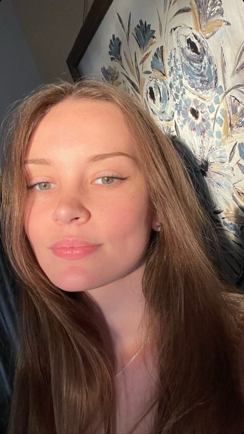 Taylor Darling yummy yummy #WmuEmTqb