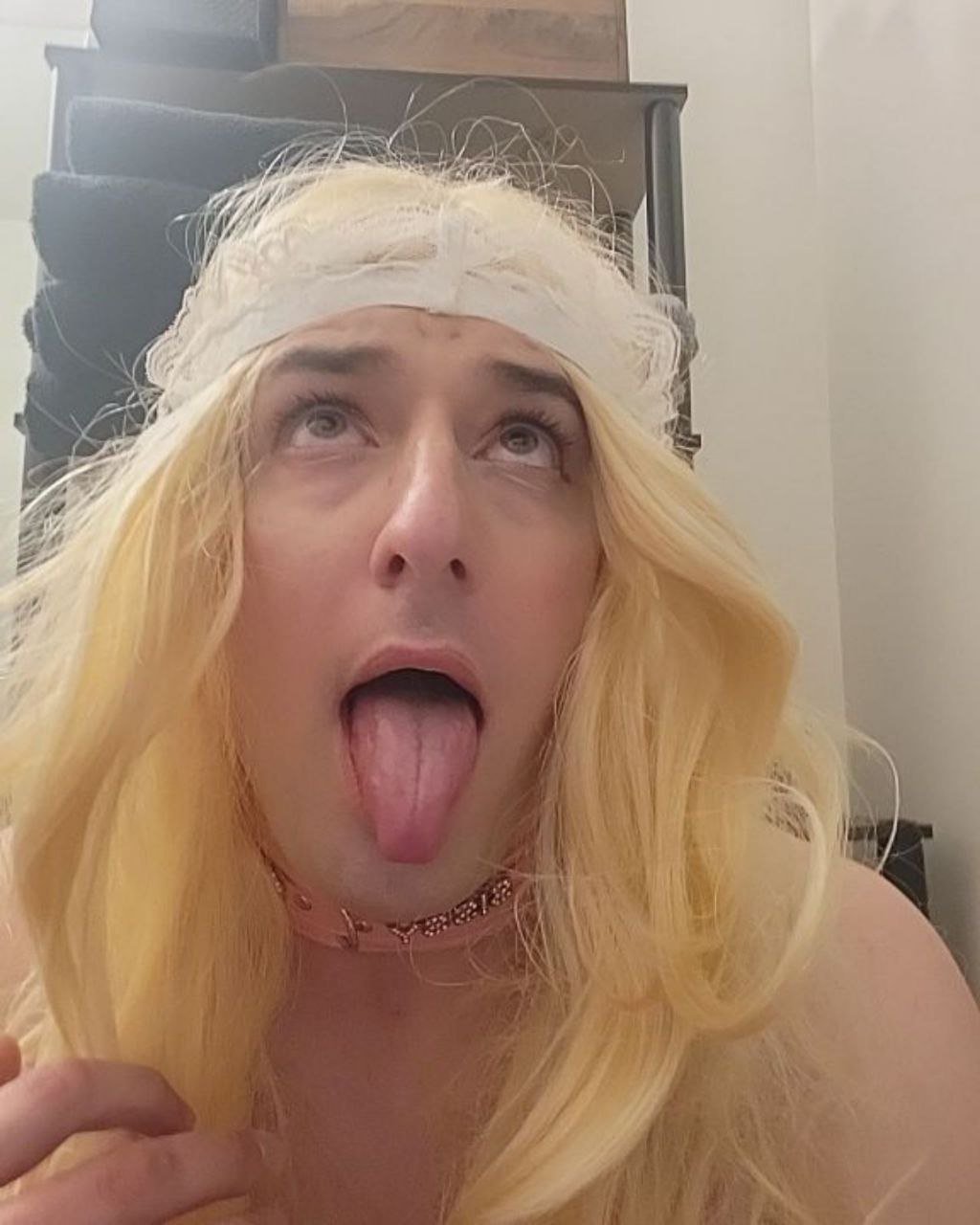 Sissy Tiffany wants to be exposed while her gf Grace doesn't know #NWstIrEI