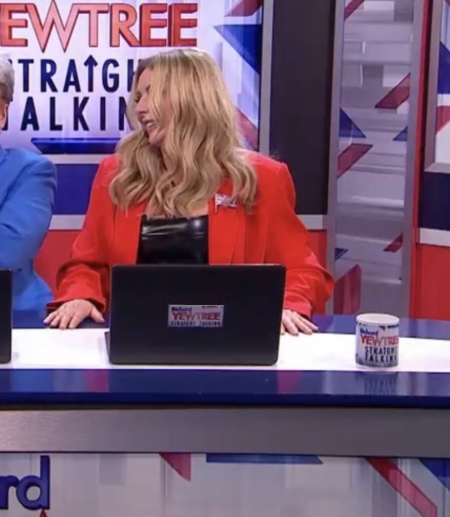 Carol Vorderman #XxZYikmr