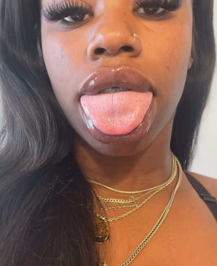Tongue04 #5bCyQyo3