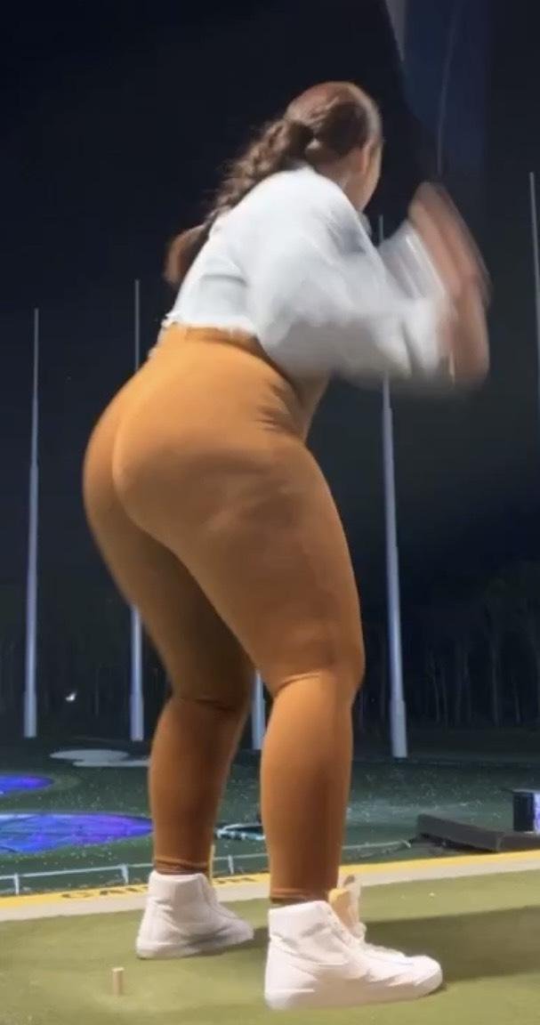 Fat ass slut #EUr7QY9G
