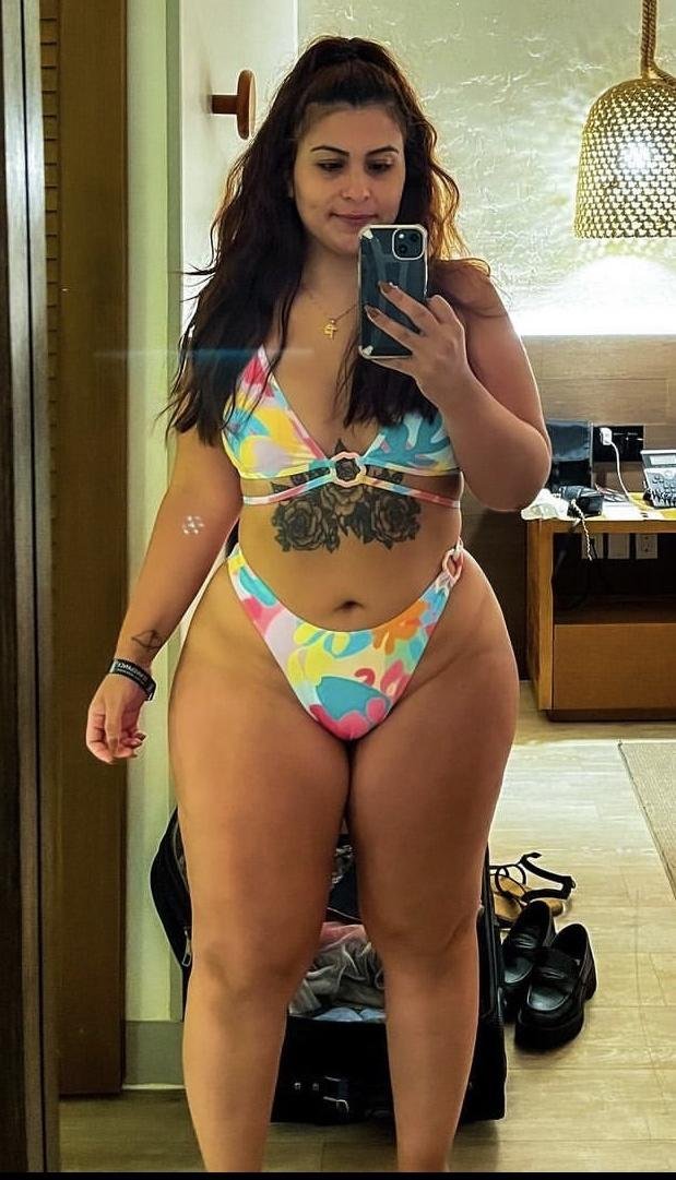Fat ass slut #F9DUPmV0