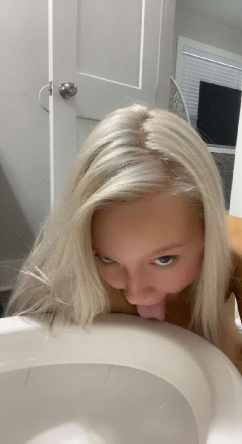 Slut Melissa Trained And Exposed #AacCT2tf