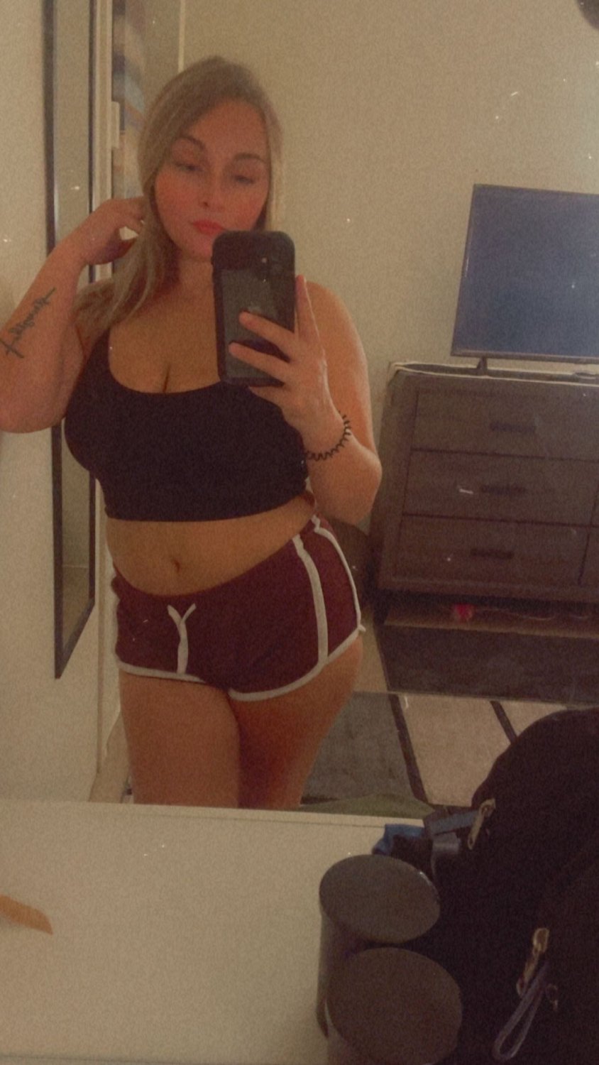 She needs a Daddy #OWpRGJEi