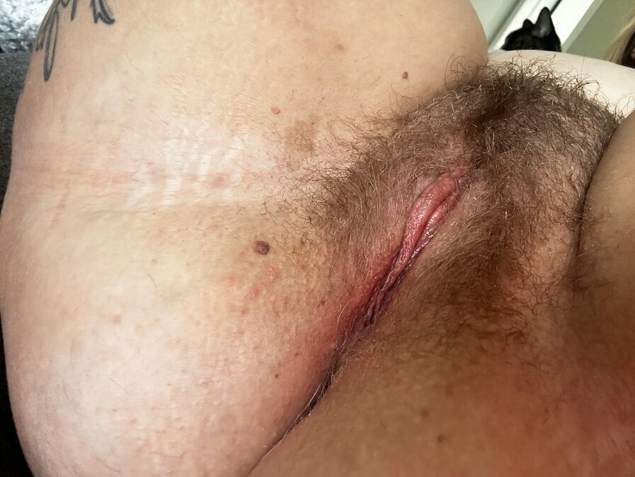 XxX~White~girl "Gsquirtszz"~XxX Pt2 #Z9fdSw4a
