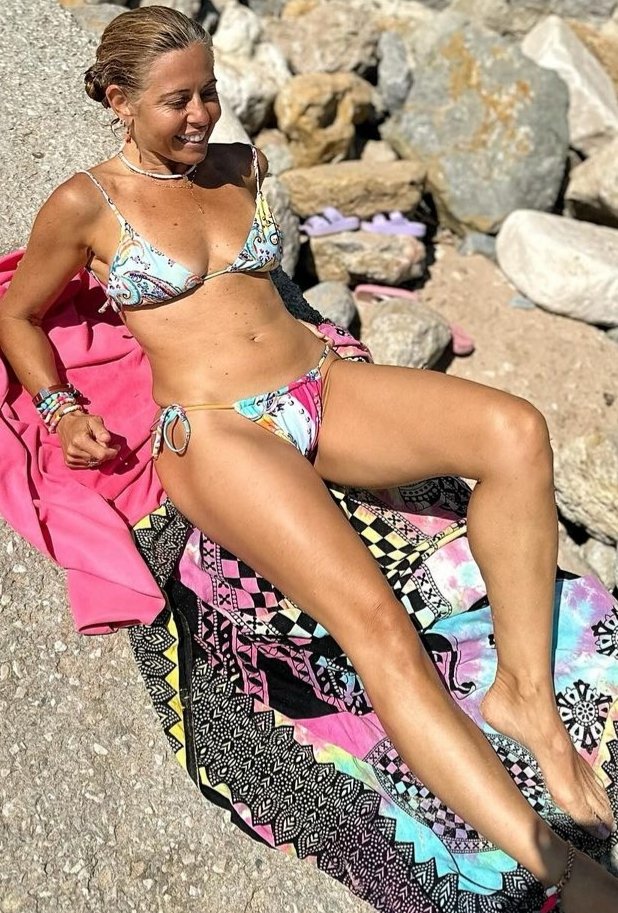 Sofia Sexy Bikini Milf #N7qCDHvO