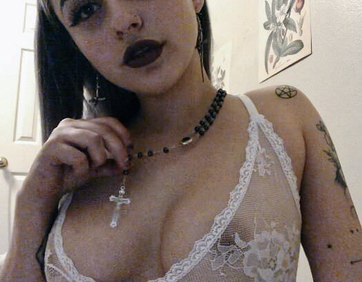 2019-05-20 19.20.50 #7fVR0VwJ