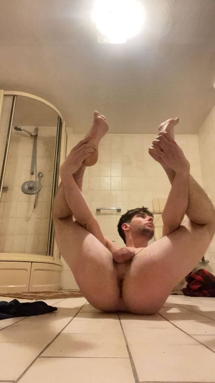 Faggy slut #zgT2c7qG