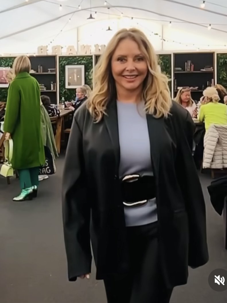 Carol Vorderman #0KT8l6SL