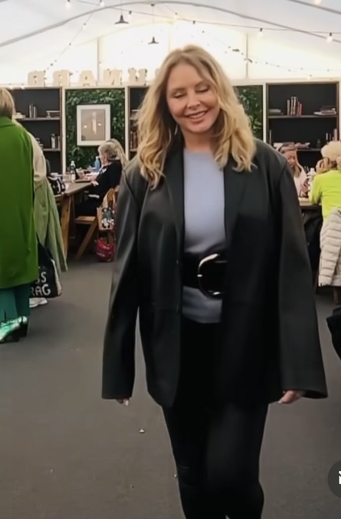 Carol Vorderman #ZZoDvDPC