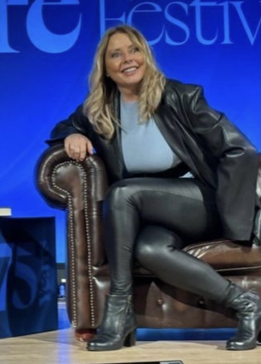 Carol Vorderman #jo67WPZ3