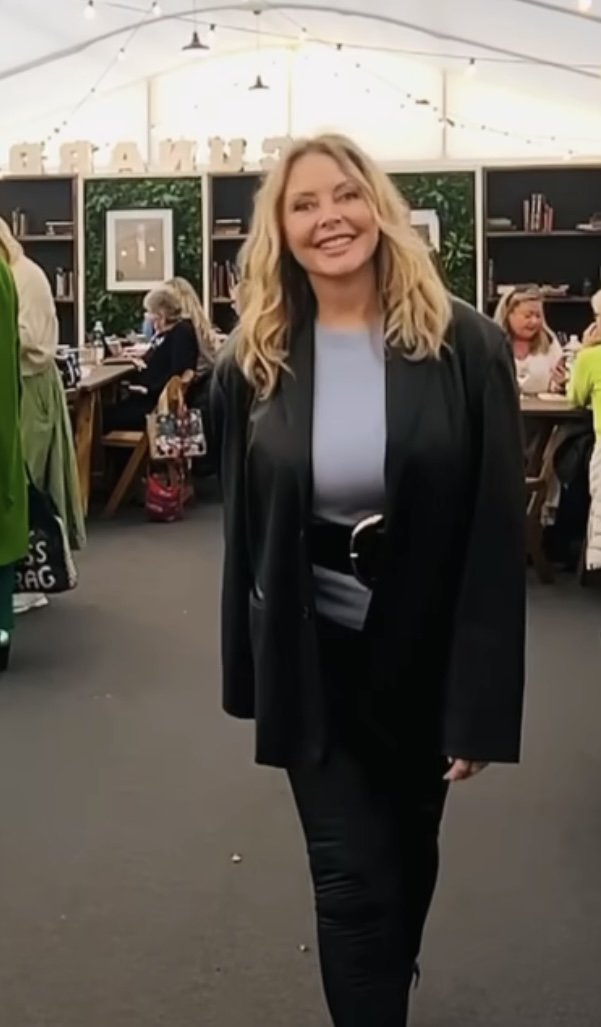 Carol Vorderman #mVig2msN