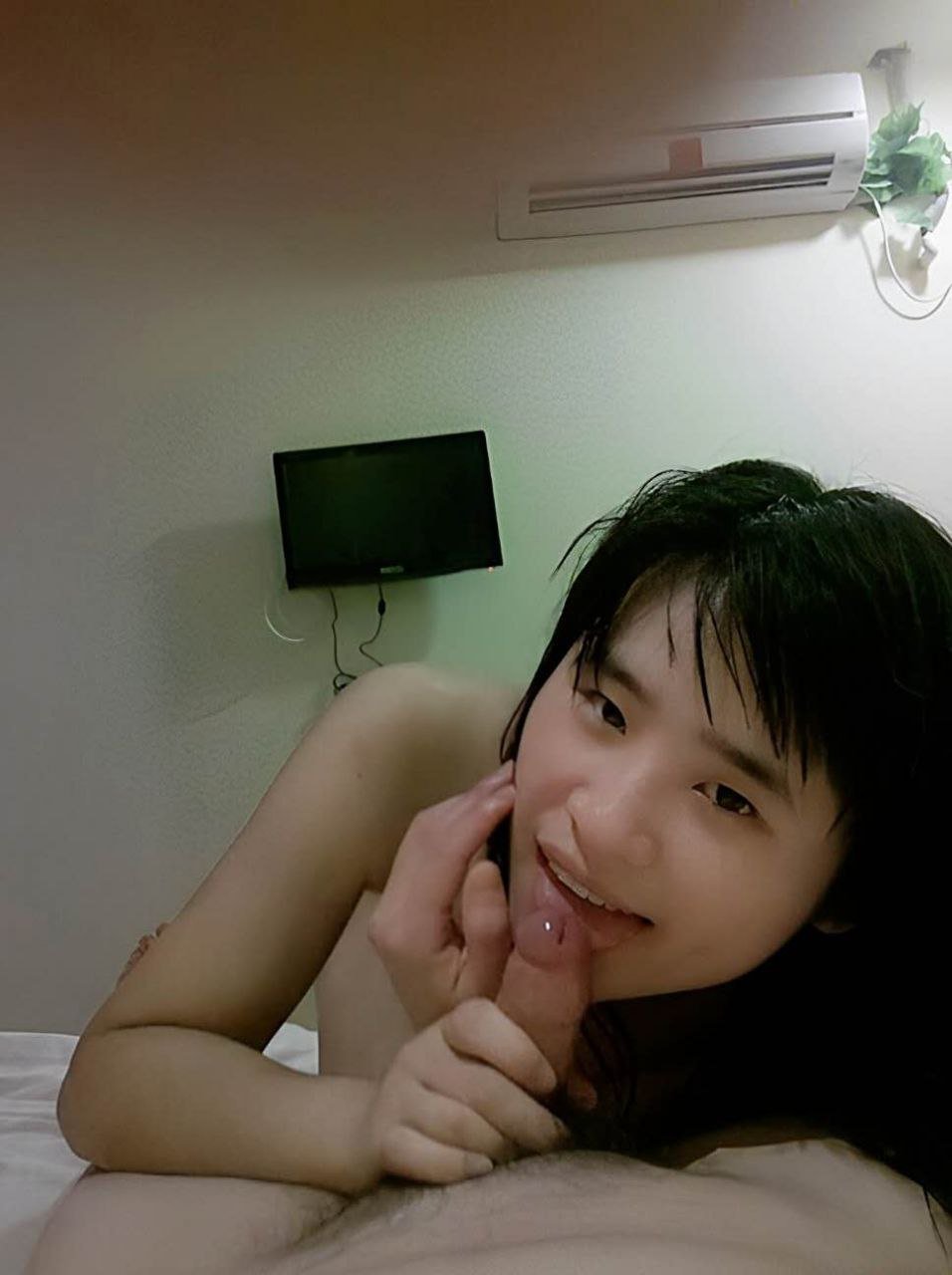 华中农业大学精神小妹雯雯 #4Zq0ah9o