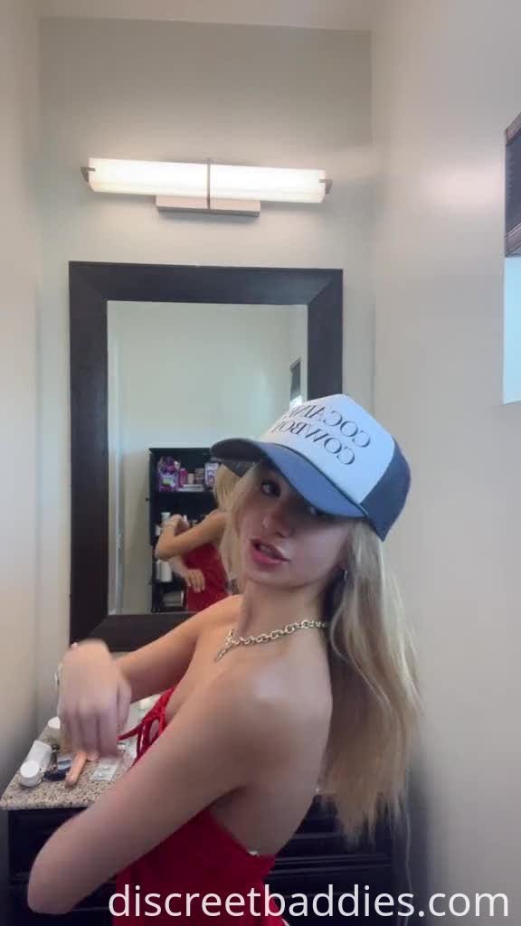 Hotel secret camera sex is the best content, there's just something about her not knowing. #Ap7YN5Vs