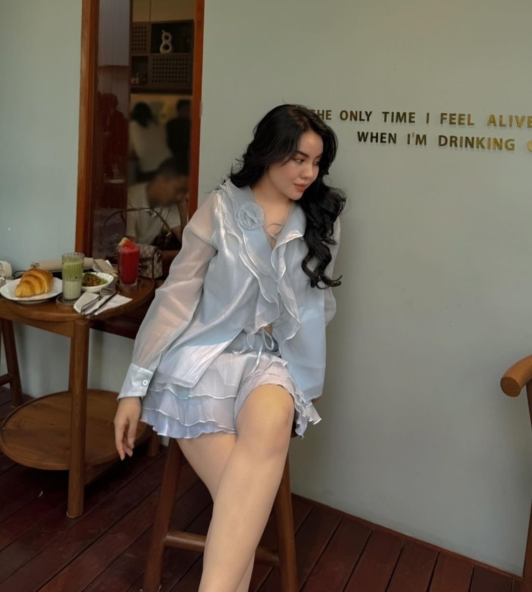 Khin Yadanar Nwe 2 #V7VhcoKq