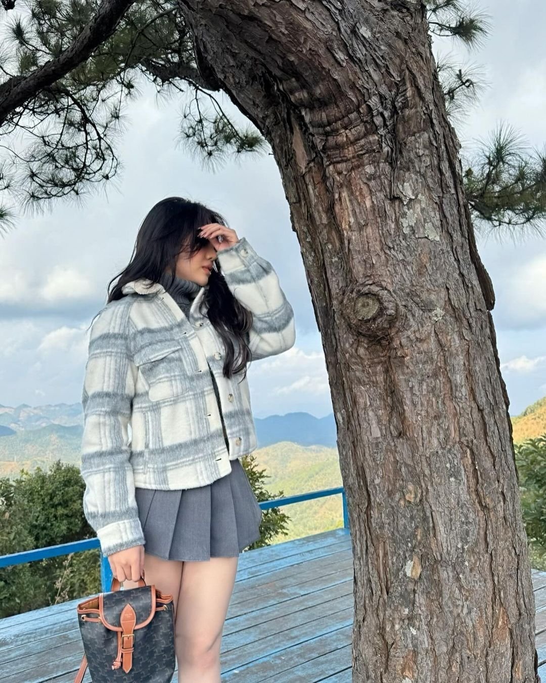 Khin Yadanar Nwe 2 #d8Mj3oZr