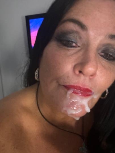 Old whore Heather LOVES FACIALS #3glV4EPf