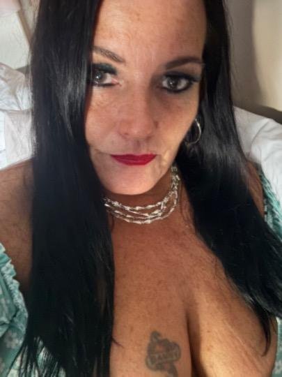Old whore Heather LOVES FACIALS #4Vv5d8bs
