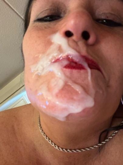 Old whore Heather LOVES FACIALS #9WTN7eYt