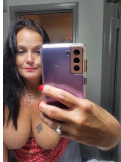 Old whore Heather LOVES FACIALS #e22svwK3