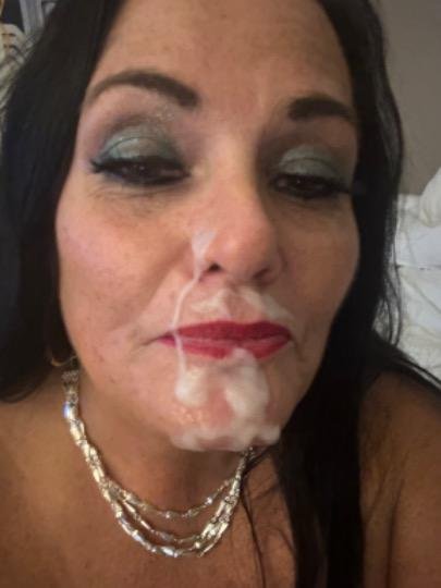 Old whore Heather LOVES FACIALS #jsw8XPX4