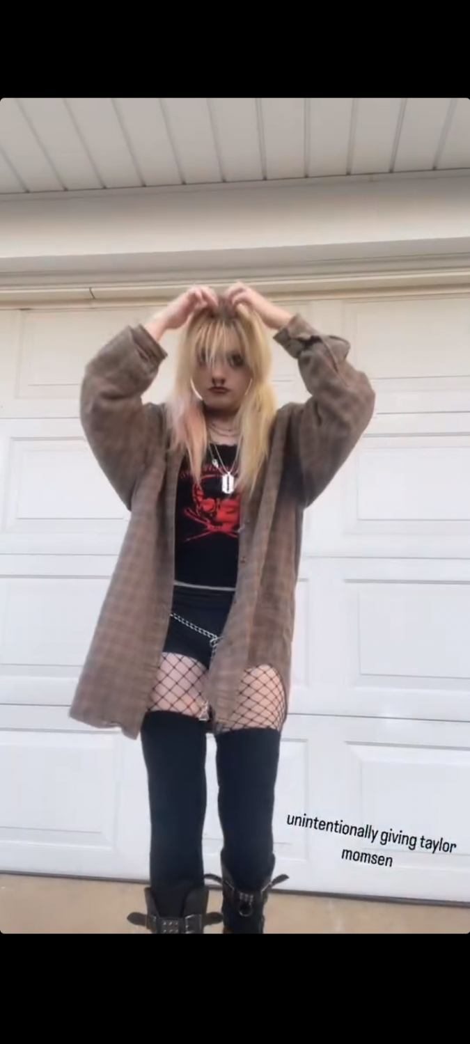 Lee the emo (non-nude) #4 #wJqaYuv0