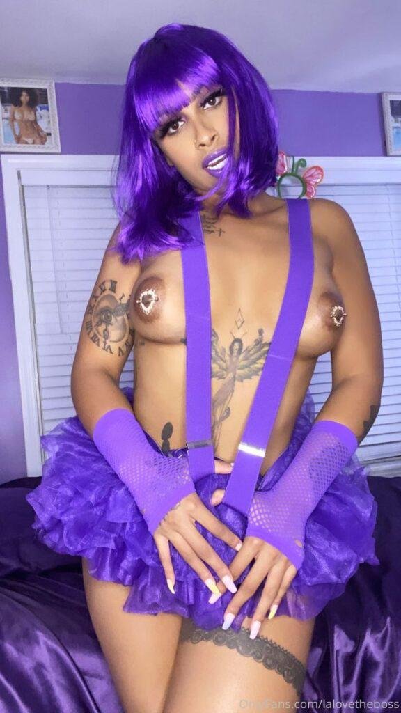 lalovetheboss has the sexiest and natural body. #IeW6sI28