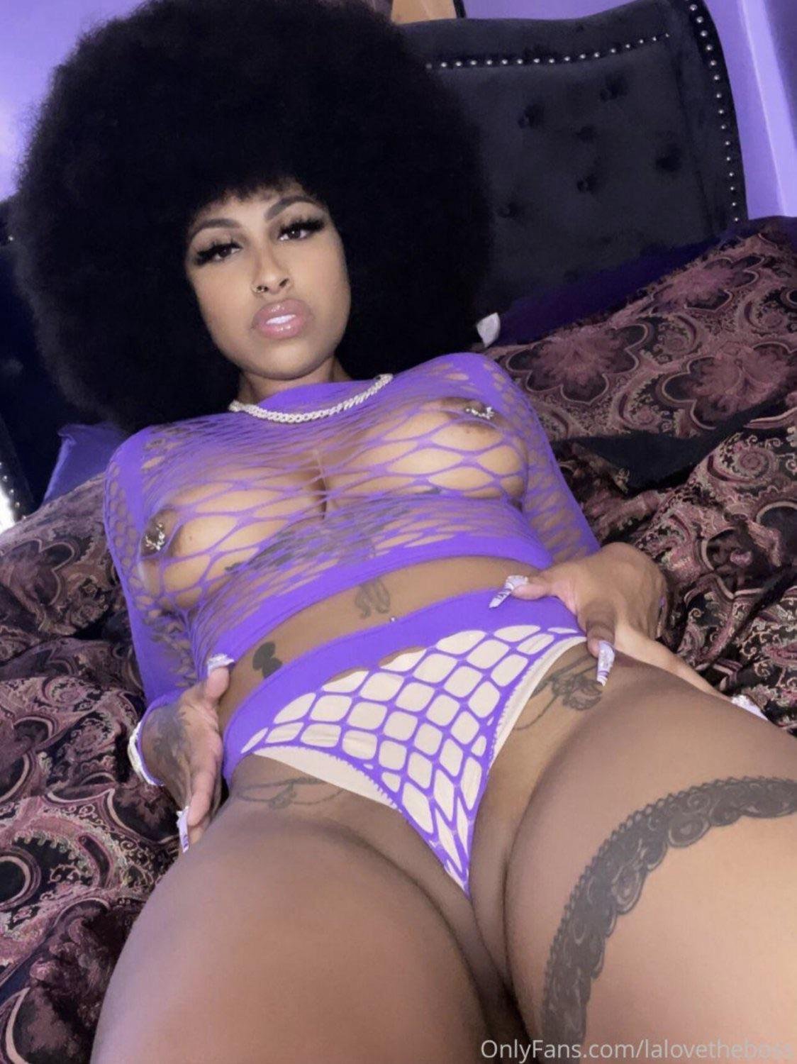 lalovetheboss has the sexiest and natural body. #W8nksm67