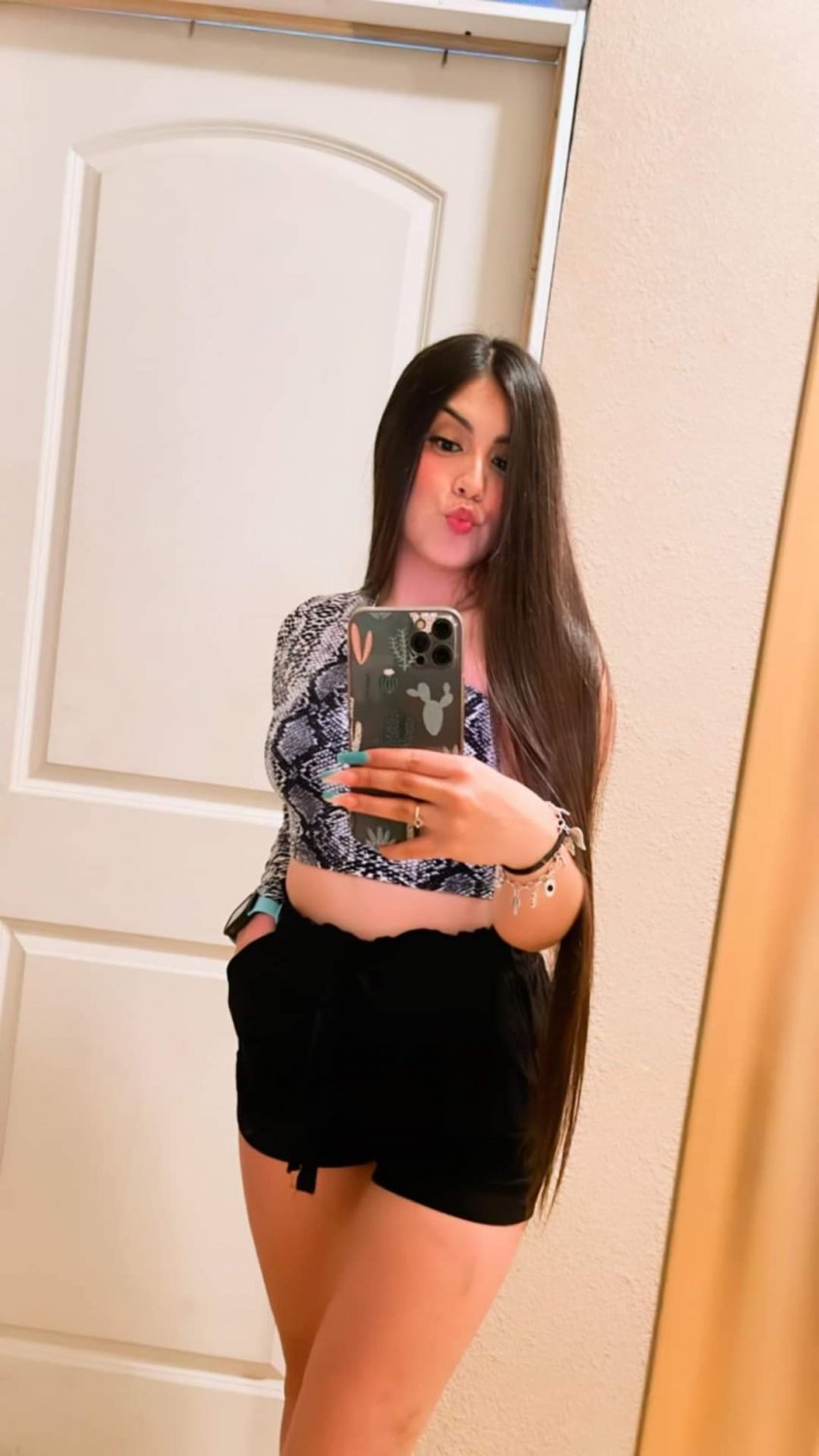 Briana Q #8Tze9W0m