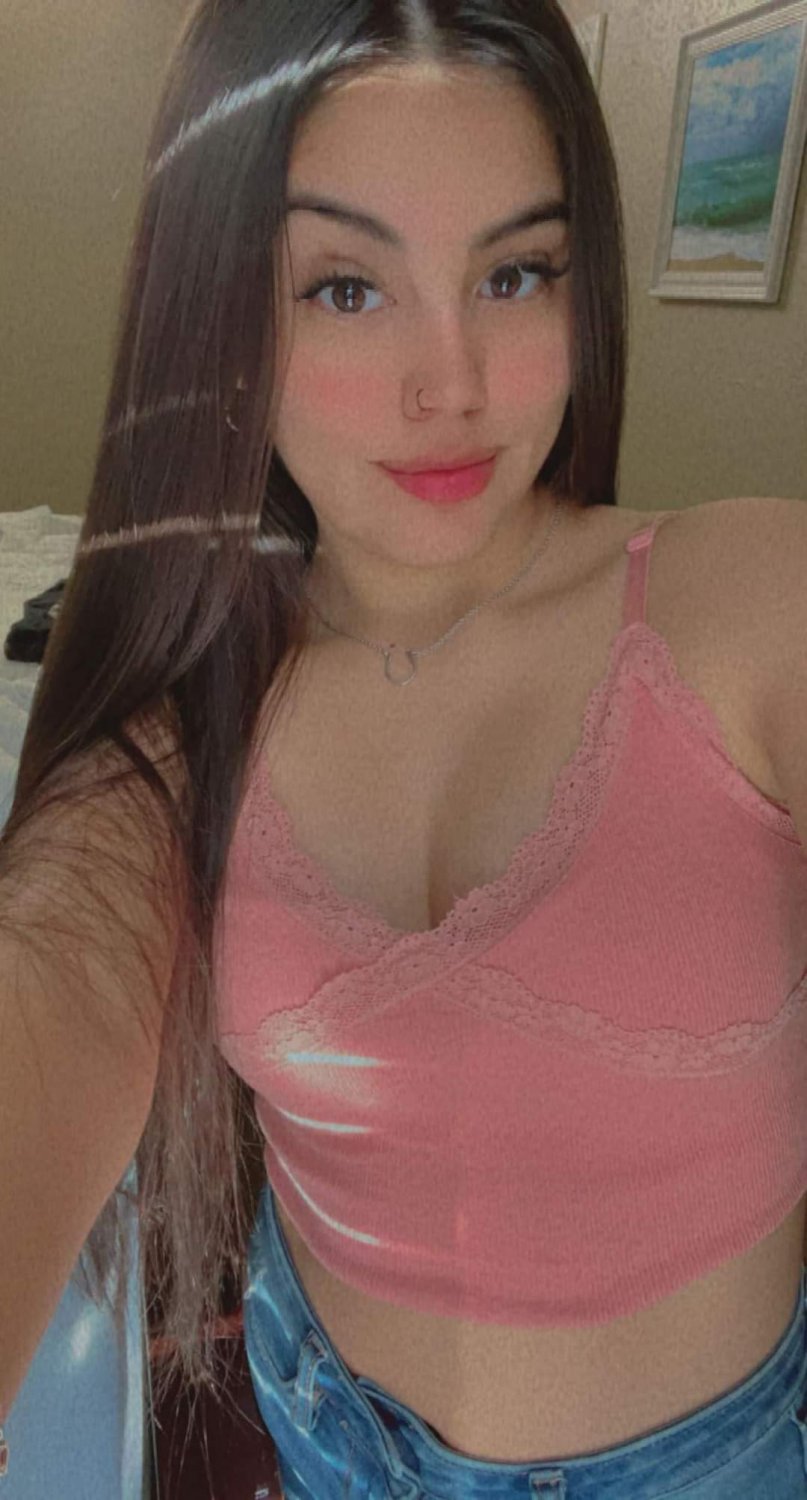 Briana Q #8o37VAlK