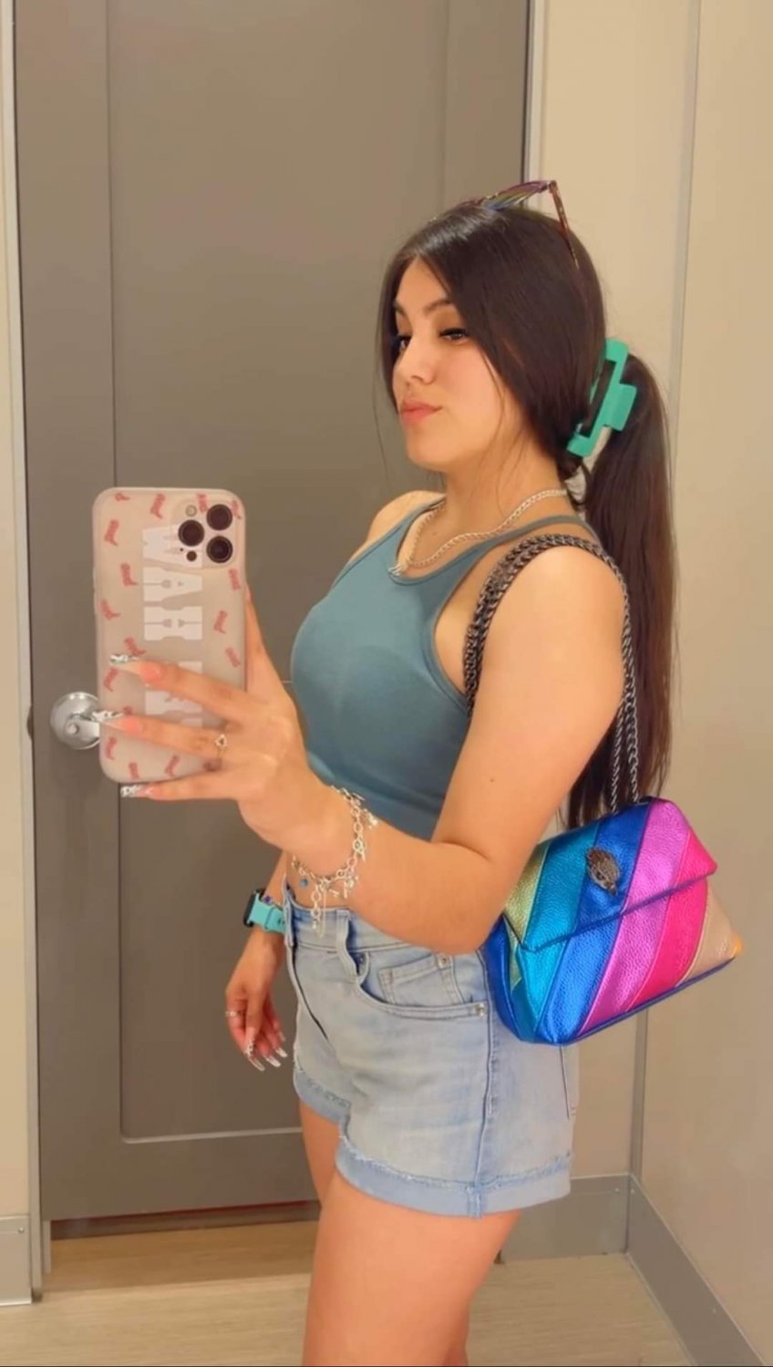 Briana Q #hjFYt69R