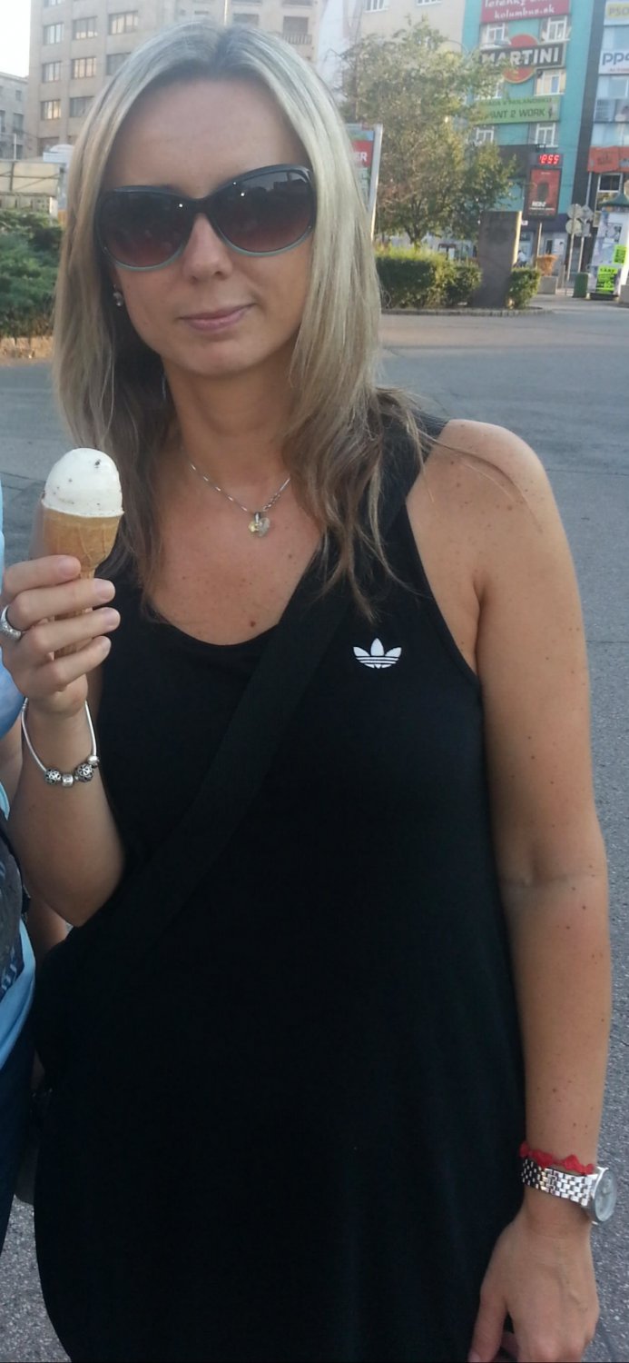 Odhalení sexy MILF kurva SK #aMgqfdQe