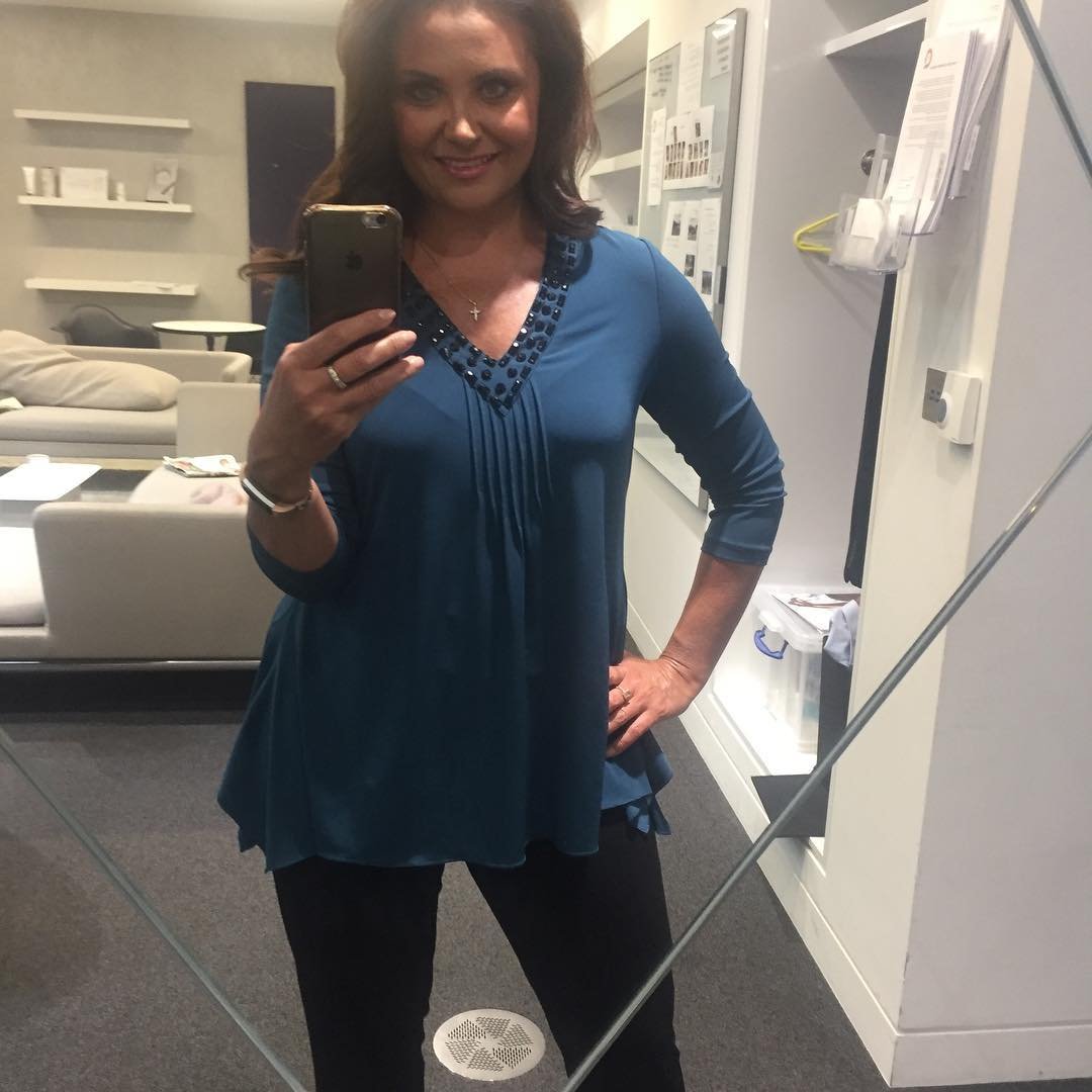 home shopping milf Carla Laszlo #f9MvXfC4