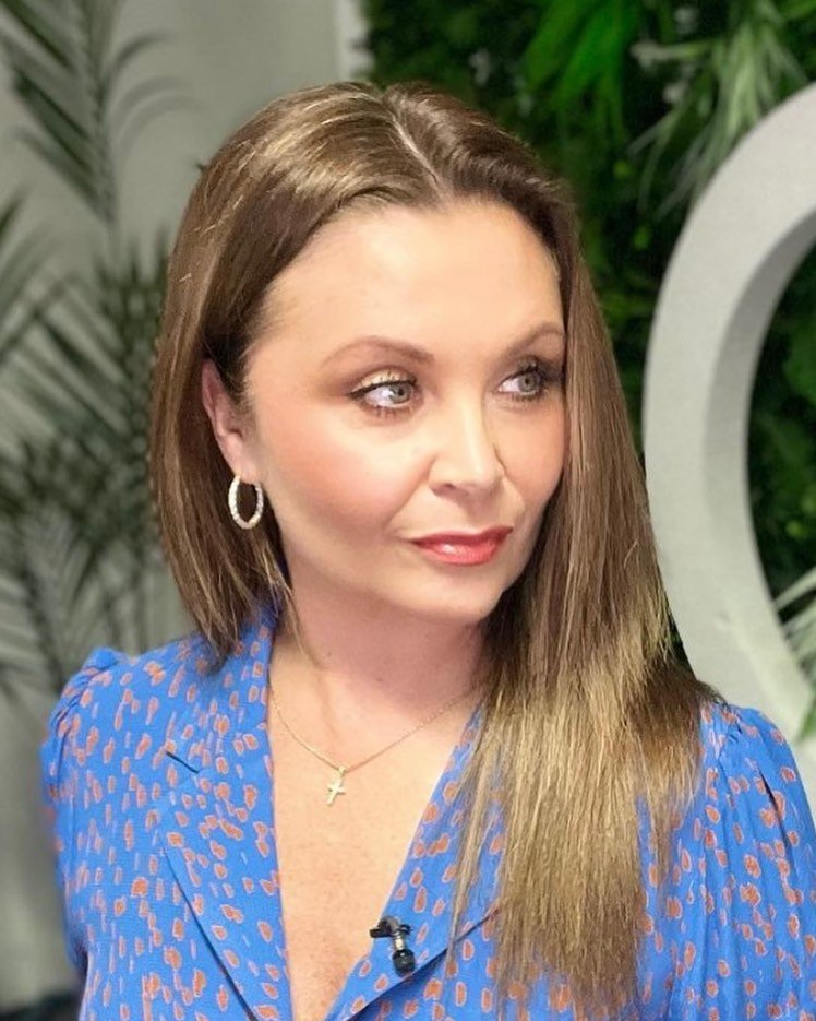 home shopping milf Carla Laszlo #jYz1I0wS