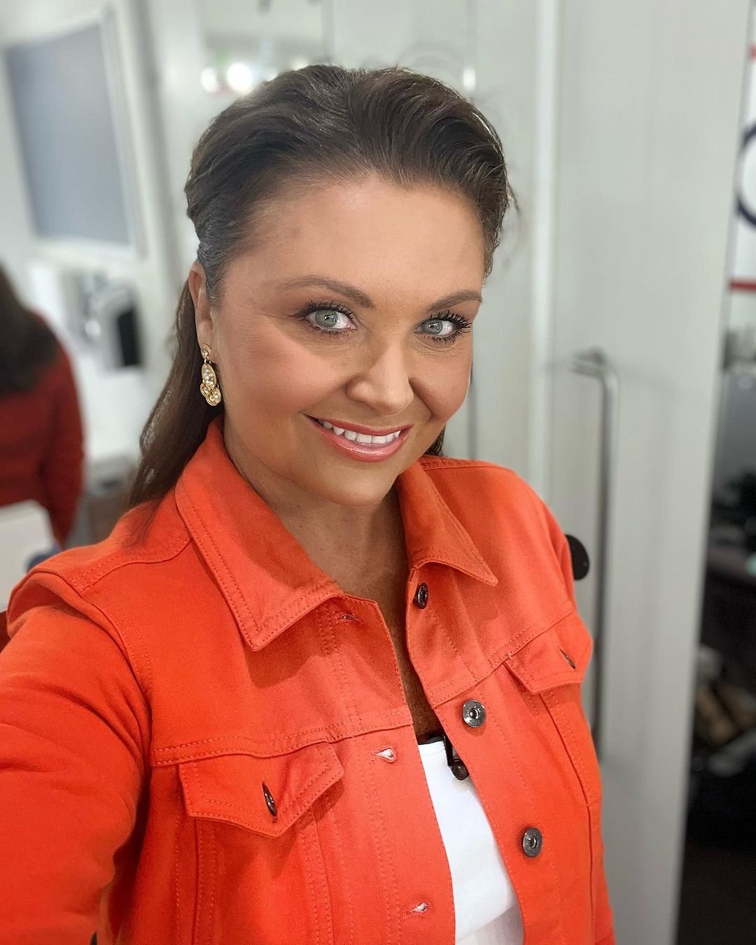 home shopping milf Carla Laszlo #kyqKJfKE