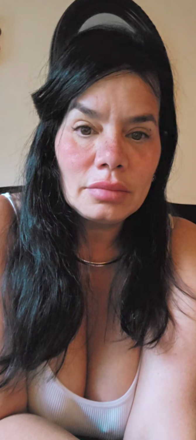 I want to fuck her beautiful boobs #2EV0JfK7