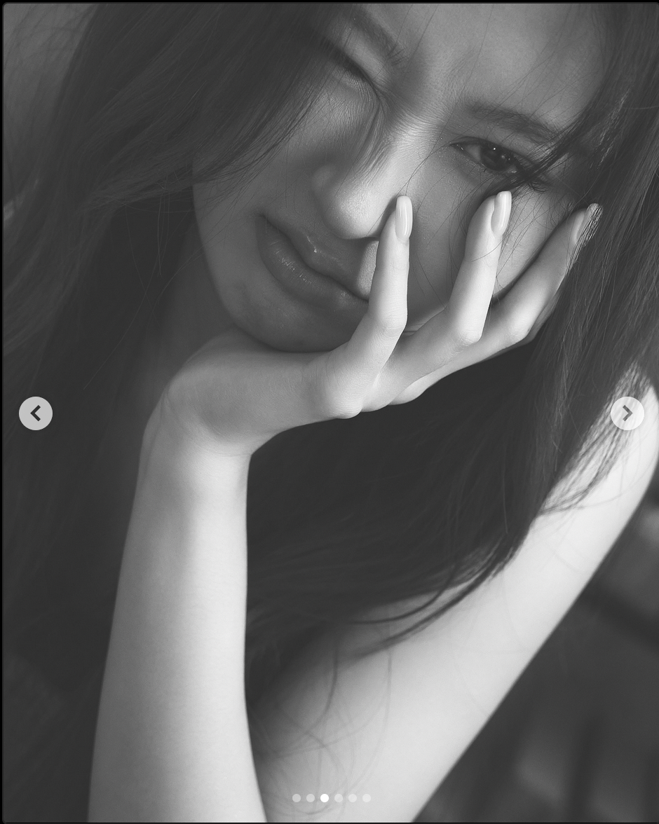 sexy slim and petite chinese model #eUwXuj6I