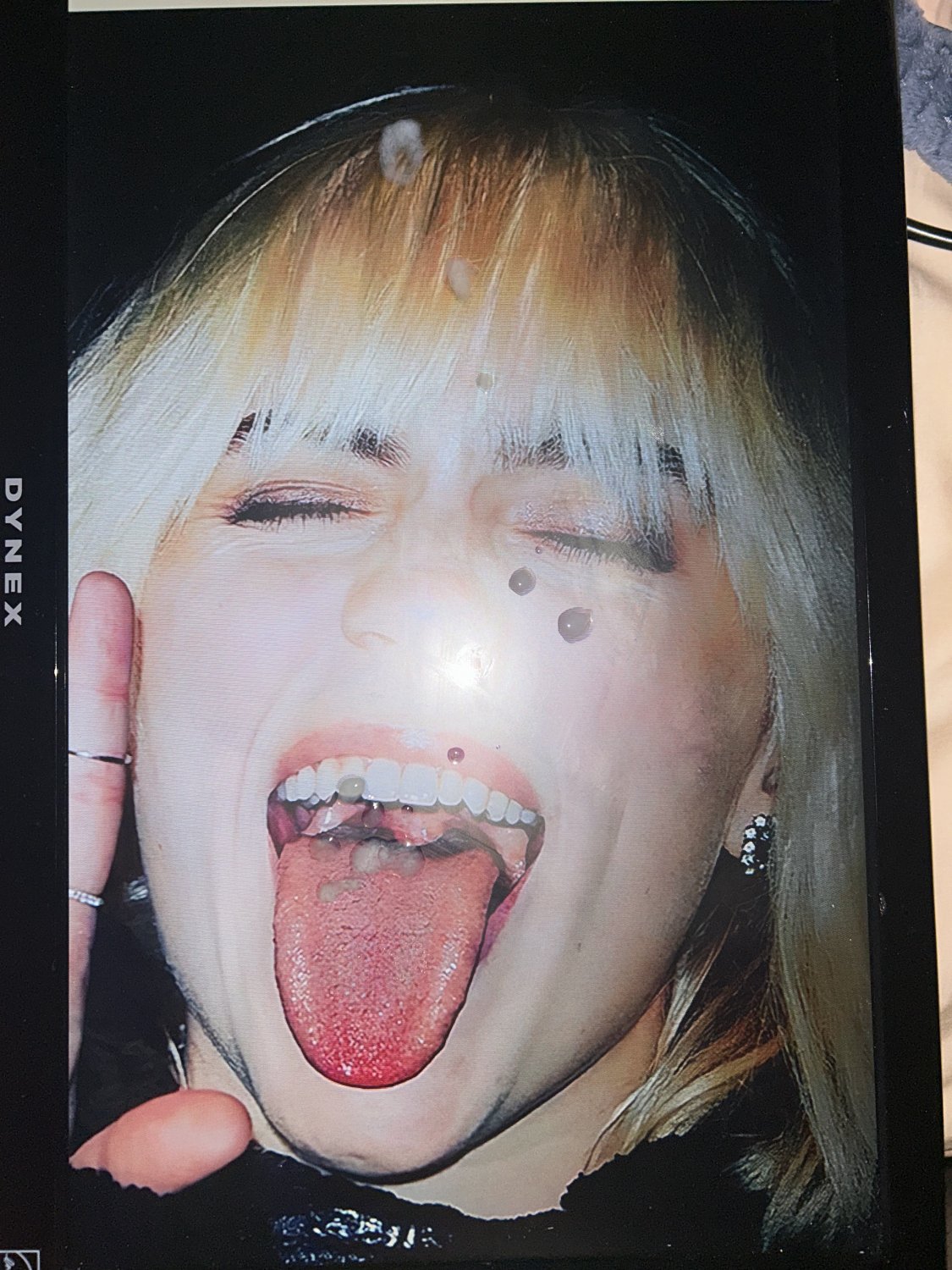 Billie Eilish Cum Tribute #VJDgISp8