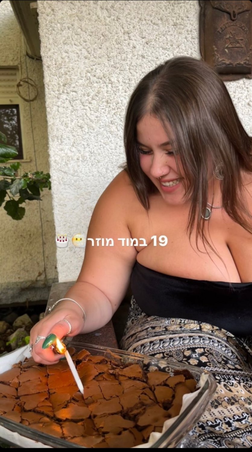 Busty 18yo Israeli Slut #3UeozxiS